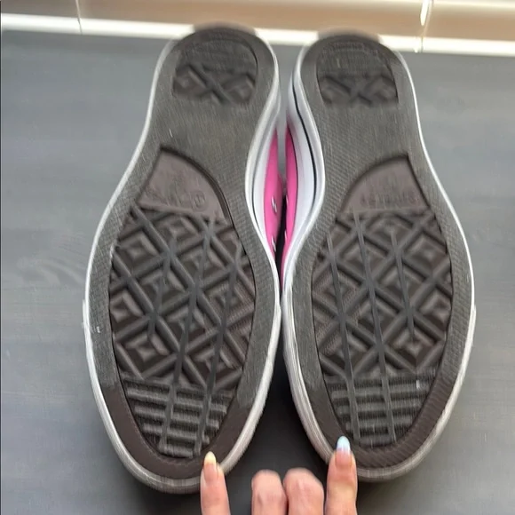 Converse Pink Canvas Sneakers with White Accents - Picture 9 of 16